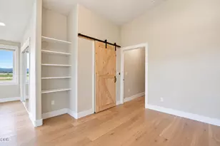 15333 NW Oneil Hwy, Redmond, OR 97756 - Photo 14