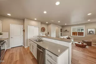 21188 SE Azalia Ave, Bend, OR 97702 - Photo 22
