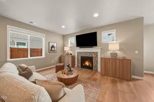 21188 SE Azalia Ave, Bend, OR 97702 - Photo 10