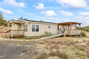 8204 SW Sand Ridge Rd, Terrebonne, OR 97760 - Photo 2