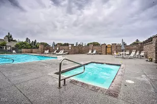 637 W Jefferson Ave, Sisters, OR 97759 - Photo 36