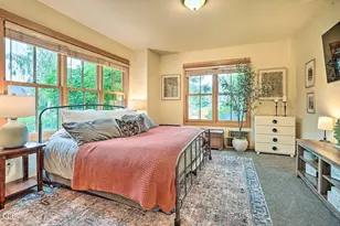 637 W Jefferson Ave, Sisters, OR 97759 - Photo 34