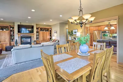 637 W Jefferson Avenue, Sisters, OR 97759 - Photo 18