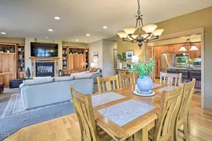 637 W Jefferson Ave, Sisters, OR 97759 - Photo 18