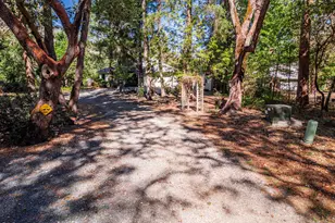 1946 Lampman Rd, Gold Hill, OR 97525 - Photo 38