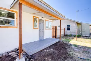 313 Martin St, Klamath Falls, OR 97601 - Photo 14