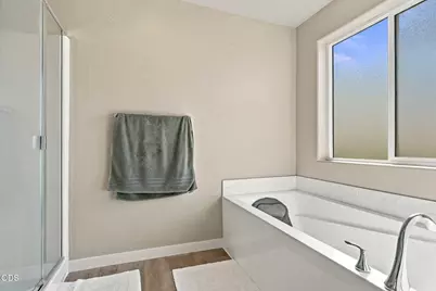1760 Carrera Circle, Medford, OR 97504 - Photo 12