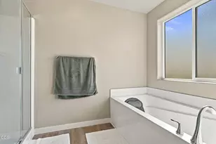 1760 Carrera Cir, Medford, OR 97504 - Photo 12