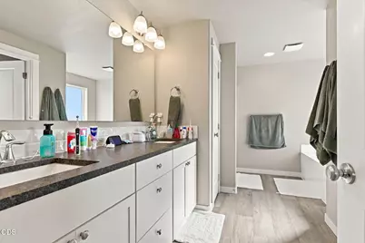 1760 Carrera Circle, Medford, OR 97504 - Photo 10