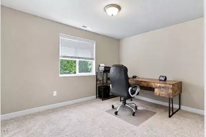1760 Carrera Circle, Medford, OR 97504 - Photo 14