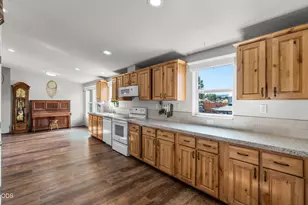 1378 NW Studebaker Dr, Prineville, OR 97754 - Photo 12