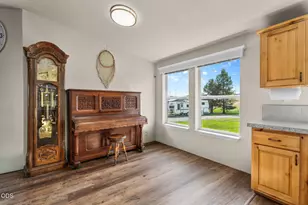1378 NW Studebaker Dr, Prineville, OR 97754 - Photo 14