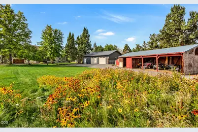 64160 Pioneer Loop, Bend, OR 97701 - Photo 26