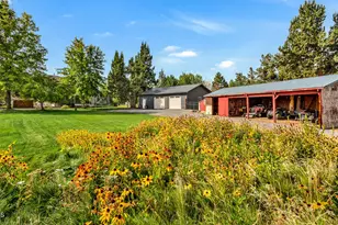 64160 Pioneer Loop, Bend, OR 97701 - Photo 26