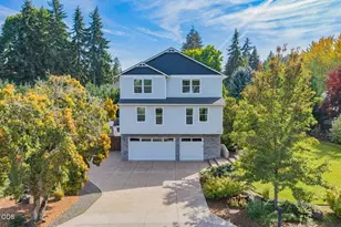 116 NE 13th Ave, Albany, OR 97321 - Photo 2