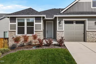 321 Arrowhead Trail, Eagle Point, OR 97524 - Photo 4