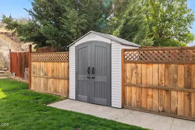 2038 California Avenue, Klamath Falls, OR 97601 - Photo 40