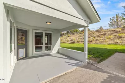 2038 California Avenue, Klamath Falls, OR 97601 - Photo 32