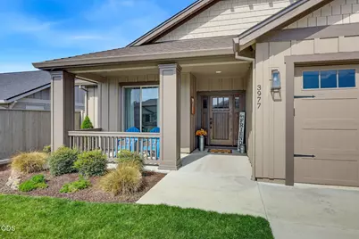 3977 Wyoming Lane, Medford, OR 97504 - Photo 2