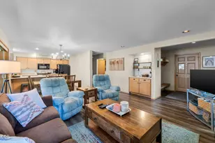 57340 Beaver Ridge Loop, Sunriver, OR 97707 - Photo 10