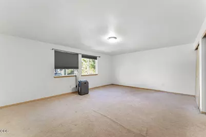 719 Newtown Street, Medford, OR 97501 - Photo 6