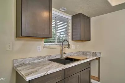 2101 Poplar Drive #71, Medford, OR 97504 - Photo 14