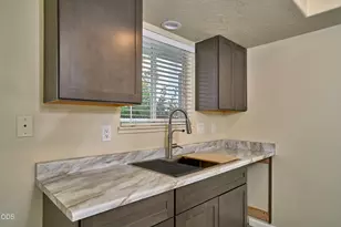 2101 Poplar Dr, Medford, OR 97504 - Photo 14
