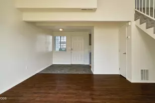 2101 Poplar Dr, Medford, OR 97504 - Photo 8
