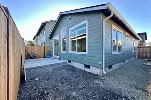 86 Gangnes Dr, Talent, OR 97540 - Photo 16