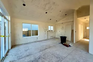 86 Gangnes Dr, Talent, OR 97540 - Photo 4