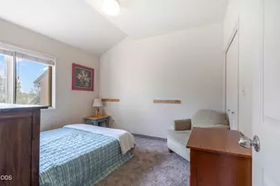 1965 Redtail Hawk Dr, Redmond, OR 97756 - Photo 24