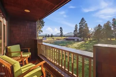 377 S Pine Meadow Street, Sisters, OR 97759 - Photo 1