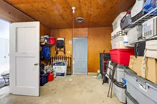 15 N Groveland Ave, Medford, OR 97504 - Photo 70