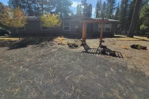 1254 Rector Dr, La Pine, OR 97739 - Photo 2