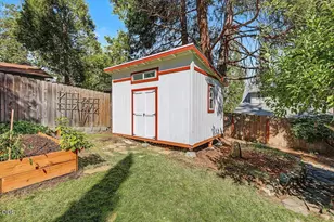 555 Beach St, Ashland, OR 97520 - Photo 60