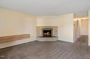 914 SW 15th St, Redmond, OR 97756 - Photo 6