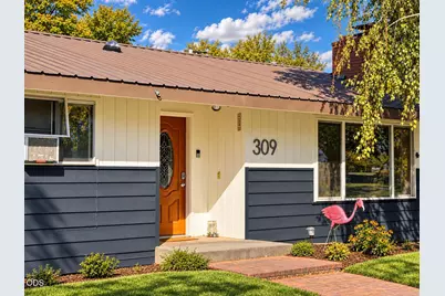 309 NW 9th Street, Redmond, OR 97756 - Photo 1