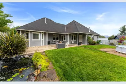 212 NW Canyon View Drive, Grants Pass, OR 97526 - Photo 4