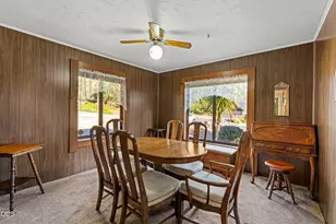 1211 NW B St, Grants Pass, OR 97526 - Photo 6