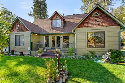 1211 NW B Street, Grants Pass, OR 97526 - Photo 1