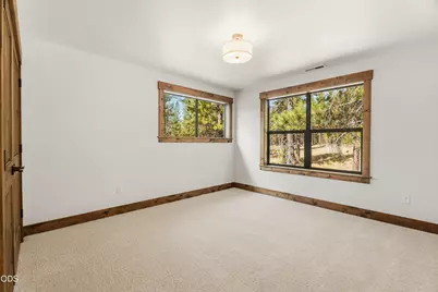 56484 Elk Run Drive #496, Bend, OR 97707 - Photo 20