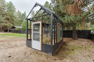 19263 Indian Summer Rd, Bend, OR 97702 - Photo 26