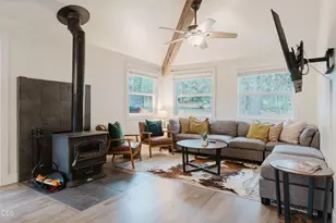 19263 Indian Summer Rd, Bend, OR 97702 - Photo 6