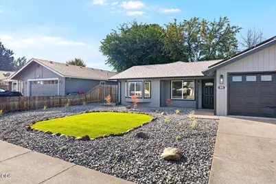 338 Joseph Street, Central Point, OR 97502 - Photo 24