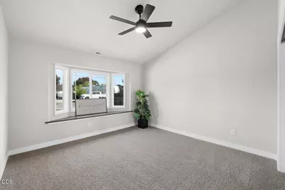 338 Joseph Street, Central Point, OR 97502 - Photo 12
