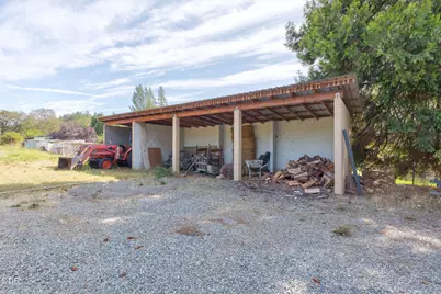 1410 Applegate Avenue, Grants Pass, OR 97527 - Photo 56