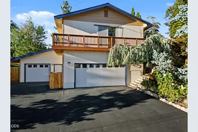 1873 Benson Avenue, Klamath Falls, OR 97601 - Photo 2