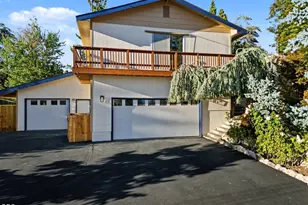 1873 Benson Ave, Klamath Falls, OR 97601 - Photo 2