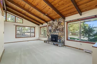1873 Benson Ave, Klamath Falls, OR 97601 - Photo 4