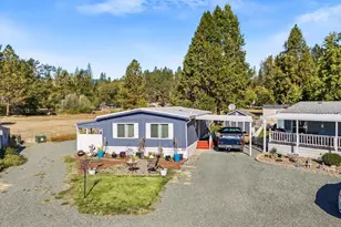 8969 E Evans Creek Rd, Rogue River, OR 97537 - Photo 4